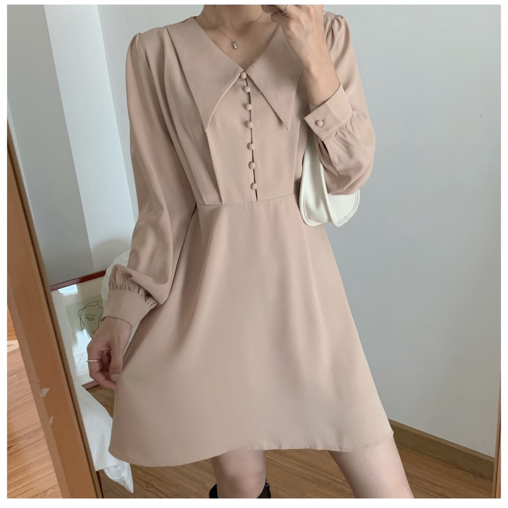 Đầm tay dài cổ V nút bọc
