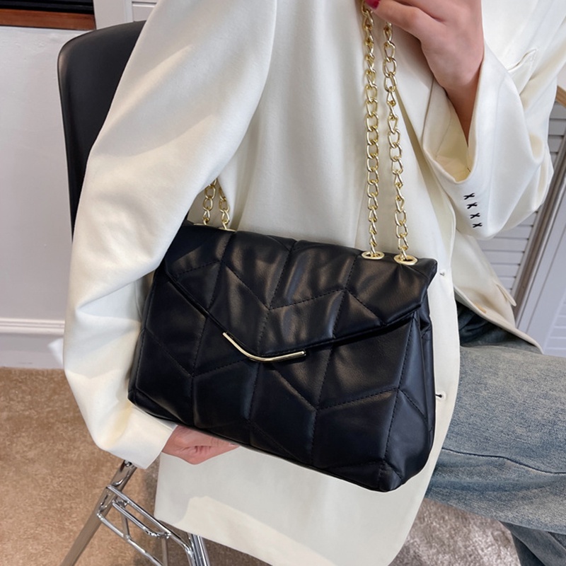 Túi đeo vai IELGY phối dây xích kiểu retro thời trang cho nữ