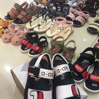 Sandal trẻ em