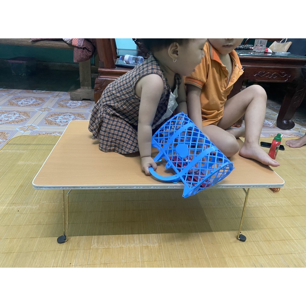 bàn gấp , bàn gấp gọn kích thước 50 x 70 cm làm bằng gỗ công nghiệp MDF chống ẩm chống nước bàn sinh viên thông minh rẻ