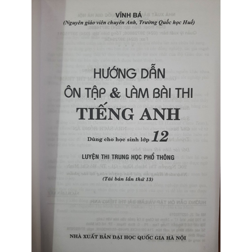 Sách - Hướng dẫn ôn tập và làm bài thi Tiếng Anh