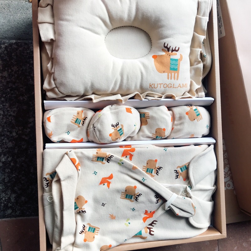 Set quà tặng cotton organic cao cấp cho bé sơ sinh đầy tháng kèm hộp đựng túi xách 24 chi tiết