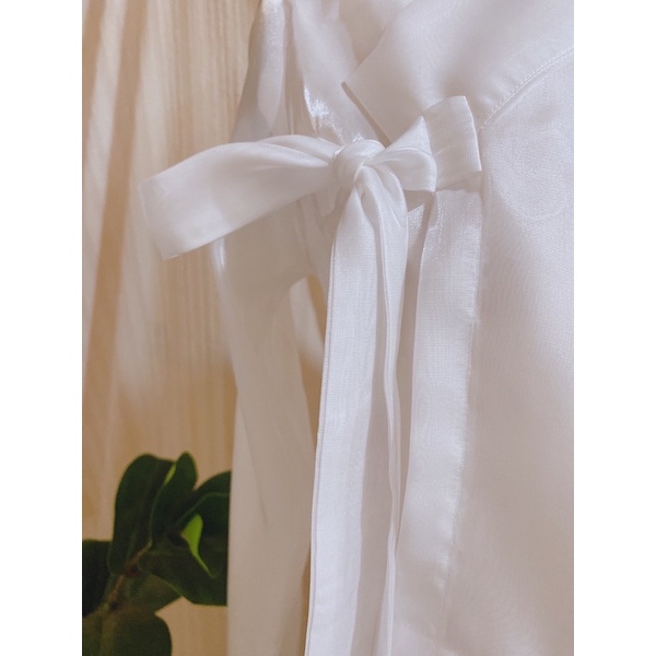 Áo Hanbok voan trắng trong suốt