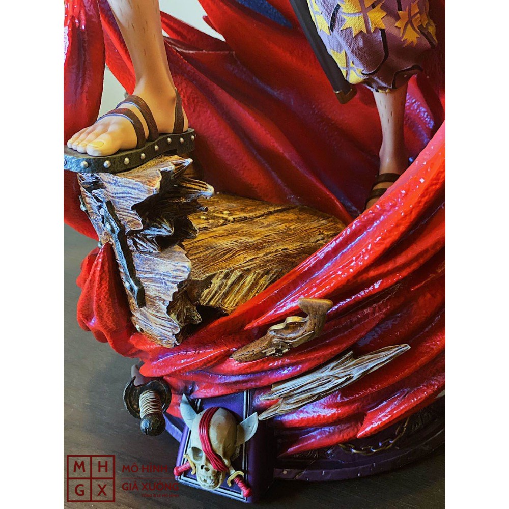 Mô Hình Tứ Hoàng Shanks Tóc Đỏ Cao 40cm Trạng Thái Chiến Đấu - Figure Tượng One Piece