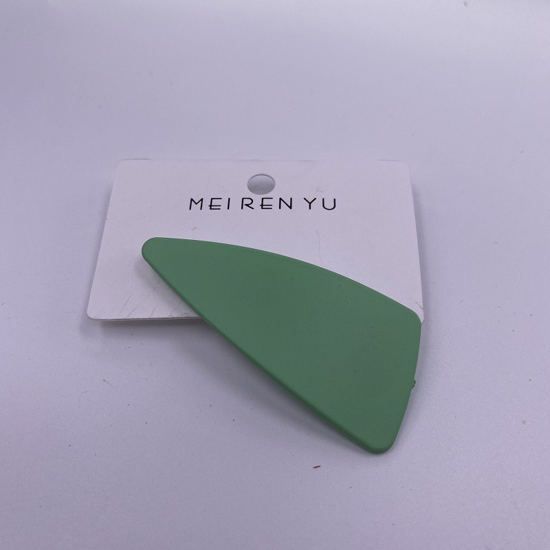Kẹp Tóc Hình Tam Giác Trơn XinhStore