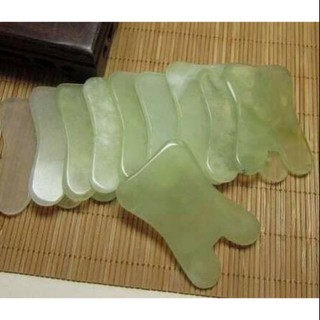 1 cặp ngọc cạo gió, massage mặt