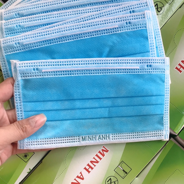 Khẩu trang y tế 4 lớp