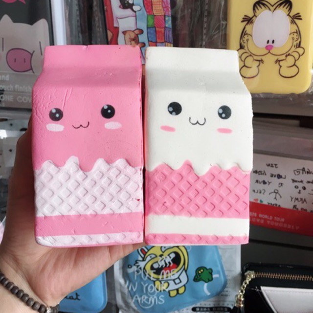Squishy bình sữa lớn bán xong
