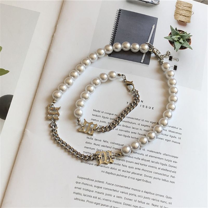 Bộ 2 Vòng Cổ Choker Chất Liệu Kim Loại Đính Ngọc Trai Nhân Tạo Màu Trắng Phong Cách Giáng Sinh