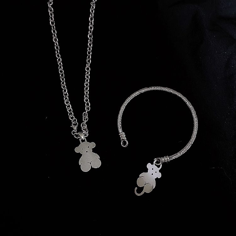 Vòng Tay Gắn Mặt Hình Gấu Cá Tính Độc Đáo Phong Cách Harajuku