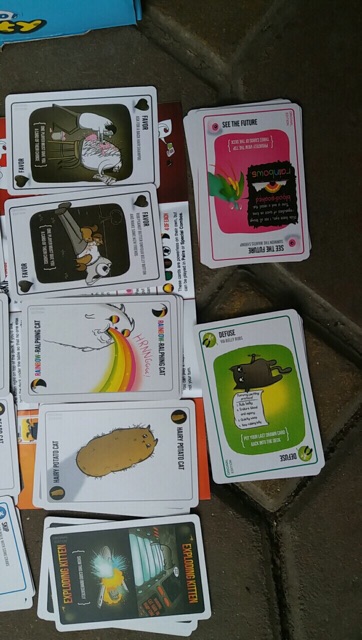 Mèo nổ Exploding Kittens- ảnh thật 100%-giá hạt dẻ