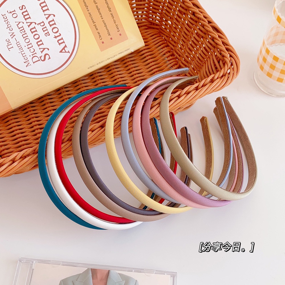 Cài tóc mỏng phong cách ngọt ngào dễ thương thời trang mùa xuân cho nữ