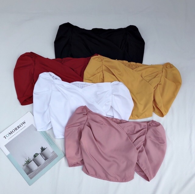 Áo croptop tay phồng