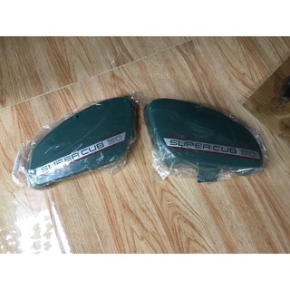 cặp nắp cốp hai bên honda cub cánh én (đầu vênh) 79-81-86 - bằng nhựa màu xanh đậu