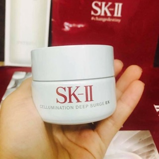 Kem dưỡng trắng da SK2