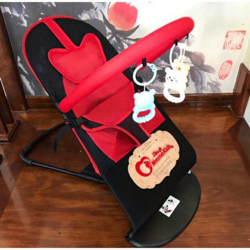 Ghế Rung Cho Bé Có Thú Treo Đồ