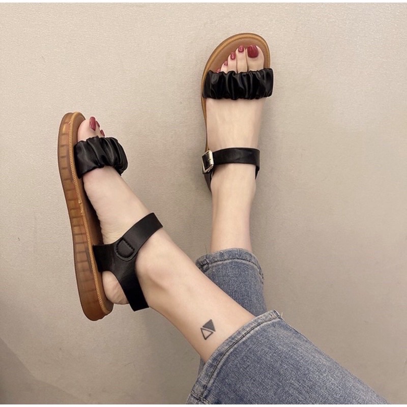 Sandal đế bằng  Nhúm QUAI DÁN (P1)