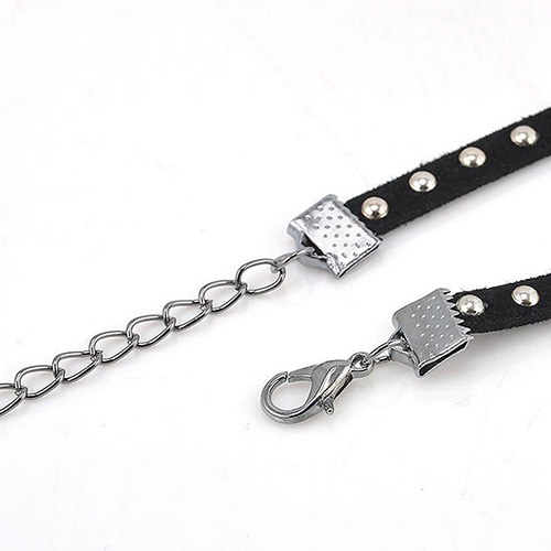 Vòng cổ choker đinh tán kiểu dáng cổ điển cho nữ