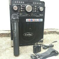 Loa bluetooth karaoke xách tay S8