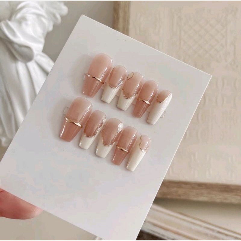 Móng giả thiết kế Huyền Trang Nail hộp 10 móng kèm keo dũa