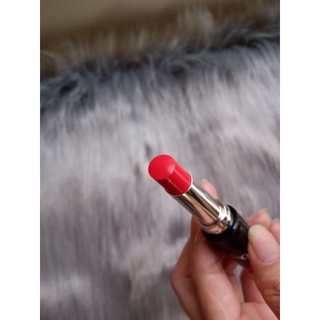 Son dưỡng có màu Dior Addict lacquer stick tester.