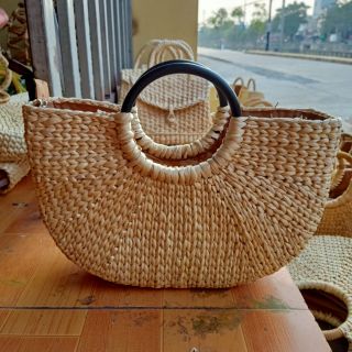 Gio luc binh bộ ba me ga