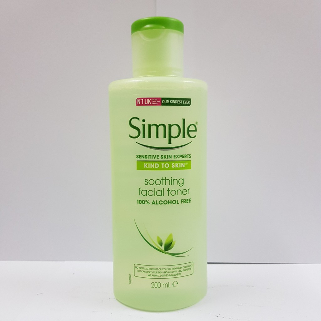 Nước Hoa Hồng Simple Soothing Facial Toner 200ml