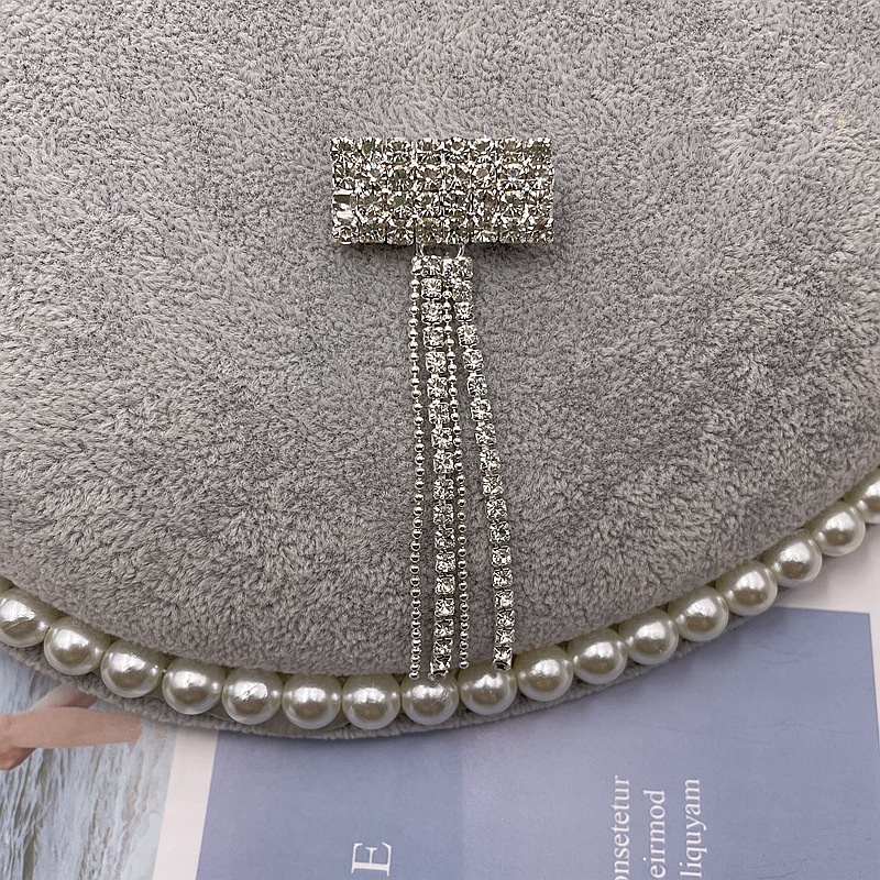 1931284 Ghim Cài Áo Hình Nơ Đính Đá Tua Rua Bằng Hợp Kim Thời Trang