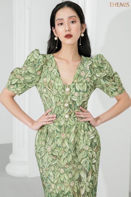 Thanh lý váy THEMIS new 100% còn nguyên tag