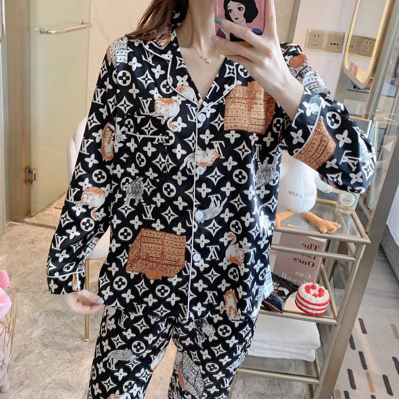 Bộ Đồ Ngủ Dài Tay In Họa Tiết Thời Trang Cho Nữ