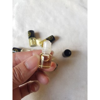 lẻ 1 lọ tinh dầu dubai mini lăn 2.5ml.