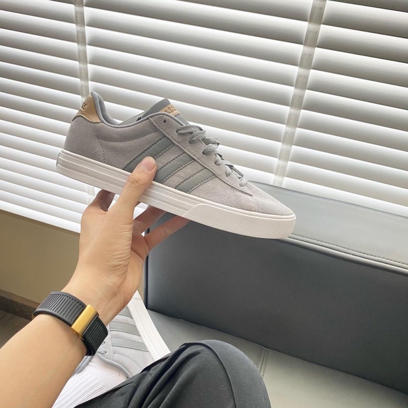 - ADIDASS DAILY 2.0
