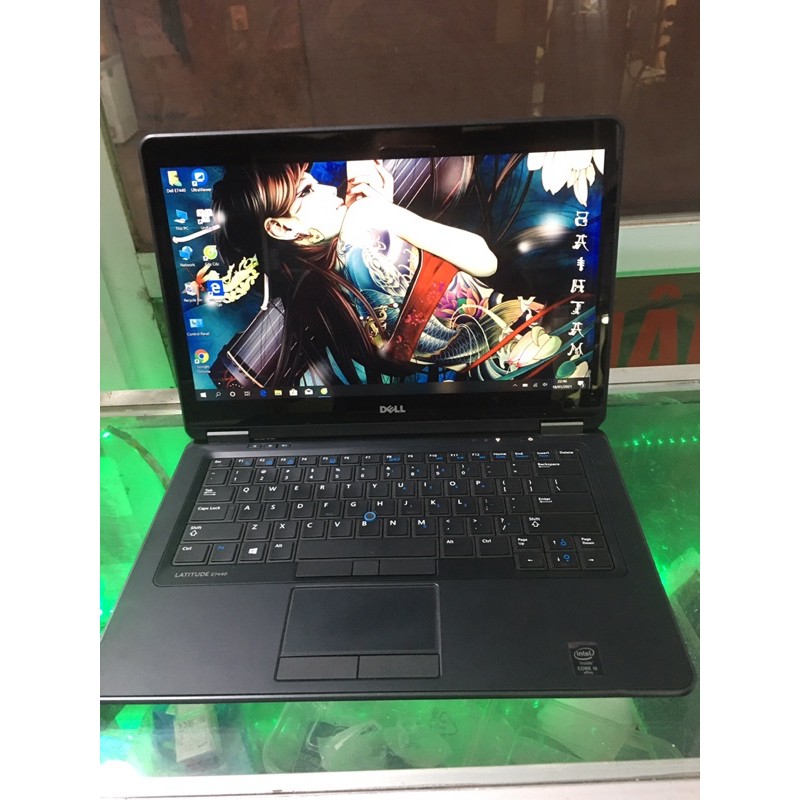 laptop dell E7440 đẹp ( cảm ứng mượt mà )