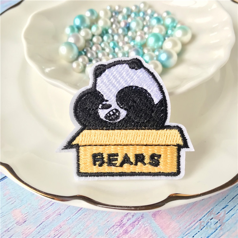♚ Miếng Dán Ủi Quần Áo Hình we bare bears Hoạt Hình ♚ 1 Huy Hiệu Cài Áo Hình Gấu Trúc Băng Giá