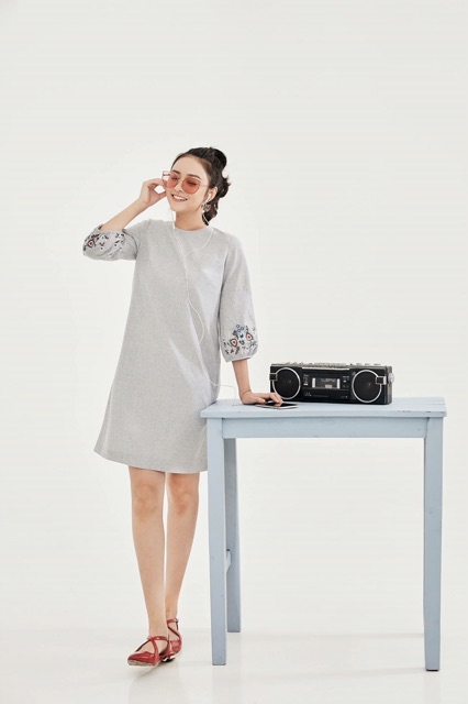 Thanh lý đầm adore dress