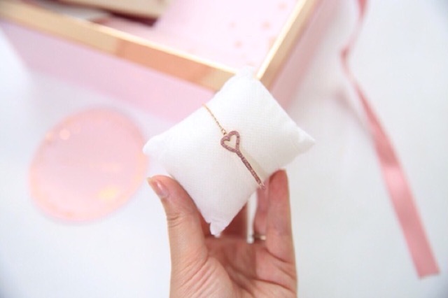 ☘️ Túi CNK Tim tặng kèm vòng tay siêu xinh ☘️