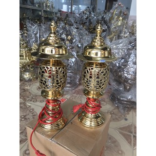 ĐÔI ĐÈN THỜ BẰNG ĐỒNG (CẮm ĐIỆN CAO 37cm)