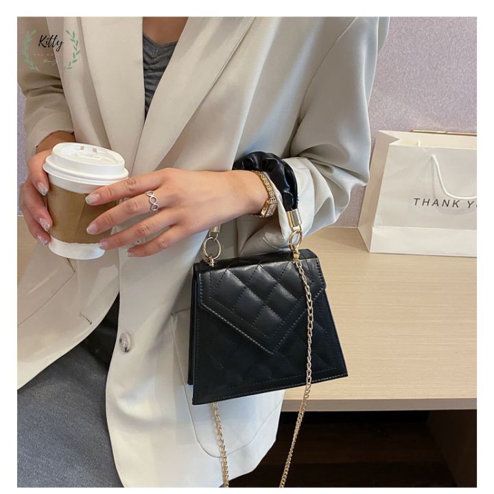 túi xách nữ 🍓 𝐇𝐎𝐓 𝟐𝟎𝟐𝟏 🍓 Túi đeo chéo nữ phối tay nhăn ,quai xích phong cách trẻ trung năng động | BigBuy360 - bigbuy360.vn