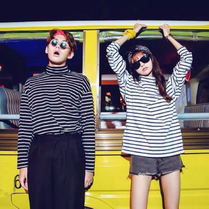 ÁO NỈ DÀI TAY KẺ TRẮNG ĐEN CAO CỔ UNISEX