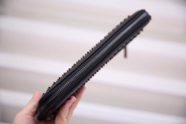 Clutch louboutin nam nữ