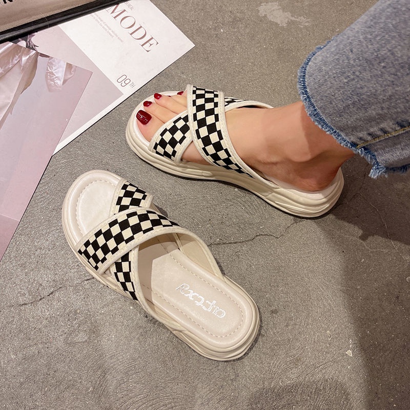 Dép Sandal Đế Mềm Siêu Nhẹ Thời Trang Mùa Hè Dành Cho Nữ 2022