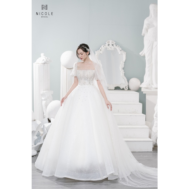 Váy cưới công chúa