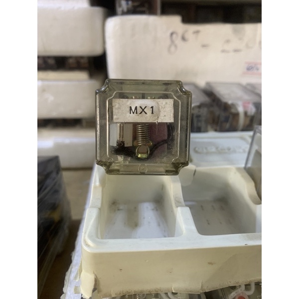 Rơ le kiếng 8 chân tròn 220v hàng tốt