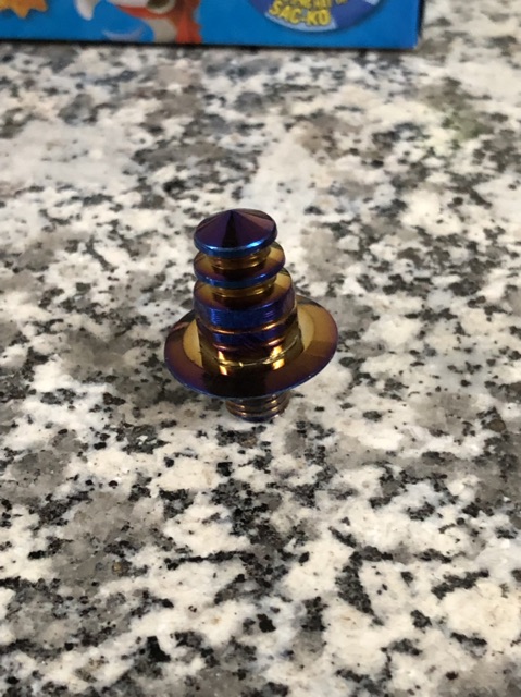 ỐC CHÂN KIẾNG TITAN HÌNH THÁP HTB06