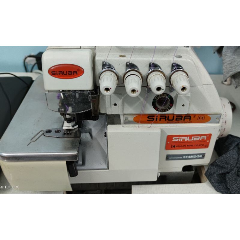 Nắp che kim vắt sổ