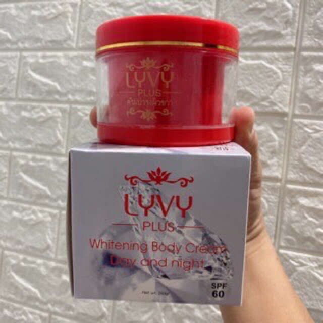 Kem dưỡng trắng BODY LYVY PLUS(mẫu mới)