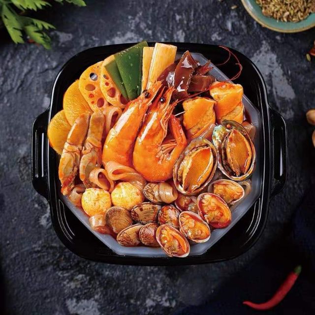 Lẩu hải sản cay Tứ Xuyên