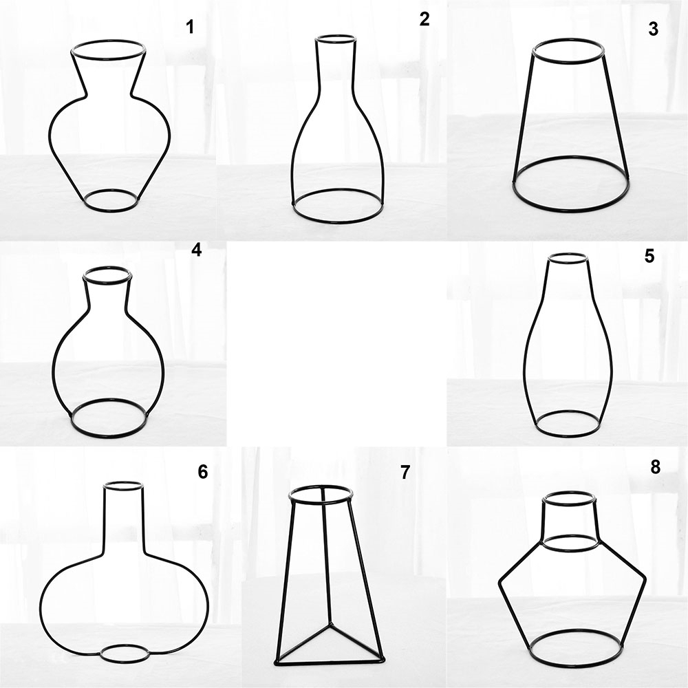 Khung sắt kiểu lọ hoa với nhiều kích thước khác nhau đầy độc đáo