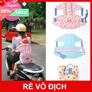 Đai xe máy có đỡ cổ royal cho bé an toàn hơn