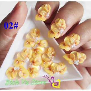 Hoa nỗi 4D đính móng 2 cái/23k